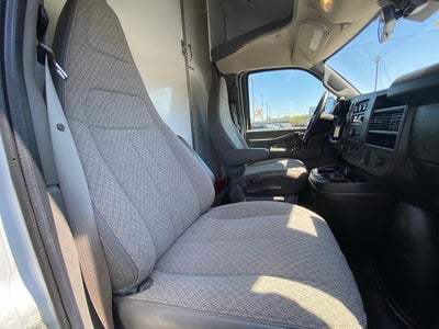2022 Chevrolet Express 3500 Work Van Cutaway