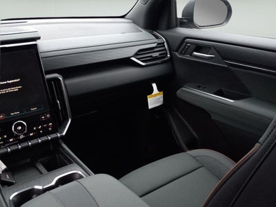 2026 GMC Acadia AWD AT4