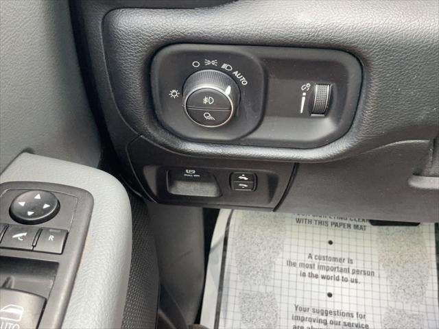 2021 RAM 1500 Big Horn Quad Cab 4x4 6'4' Box