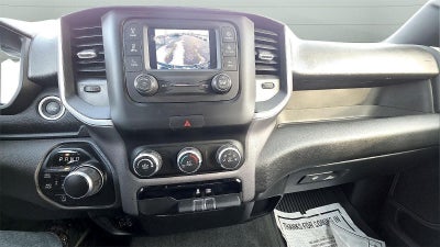 2022 RAM 1500 Big Horn Crew Cab 4x4 5'7' Box