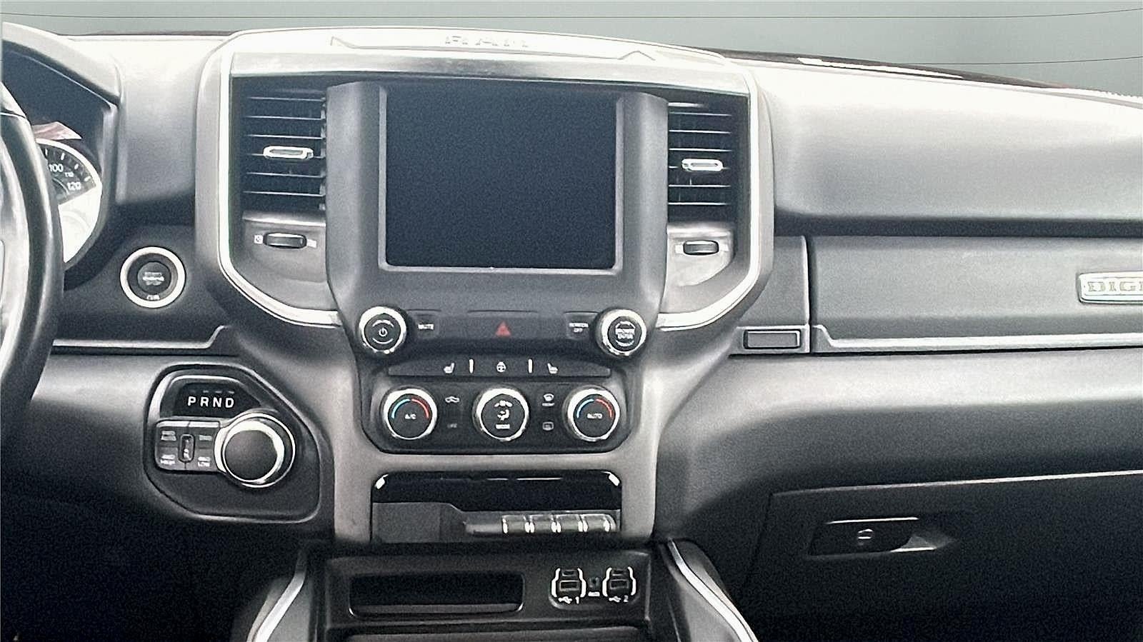 2022 RAM 1500 Big Horn Quad Cab 4x4 6'4' Box