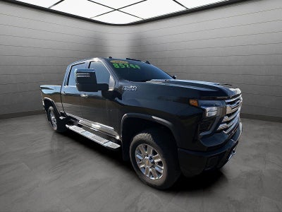 2025 Chevrolet Silverado 2500HD 4WD Crew Cab Standard Bed High Country