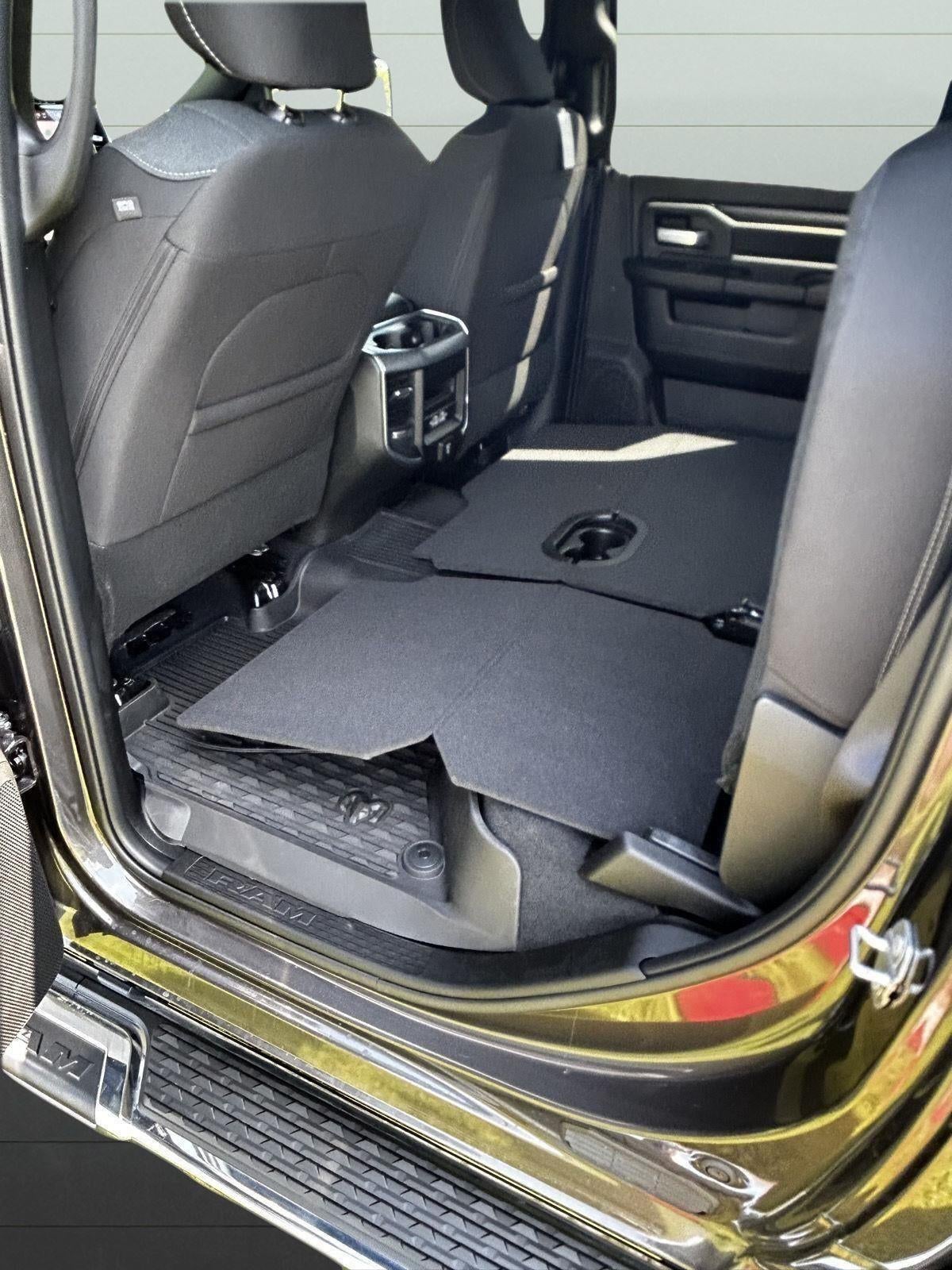 2025 RAM Ram 2500 RAM 2500 BIG HORN CREW CAB 4X4 6'4' BOX