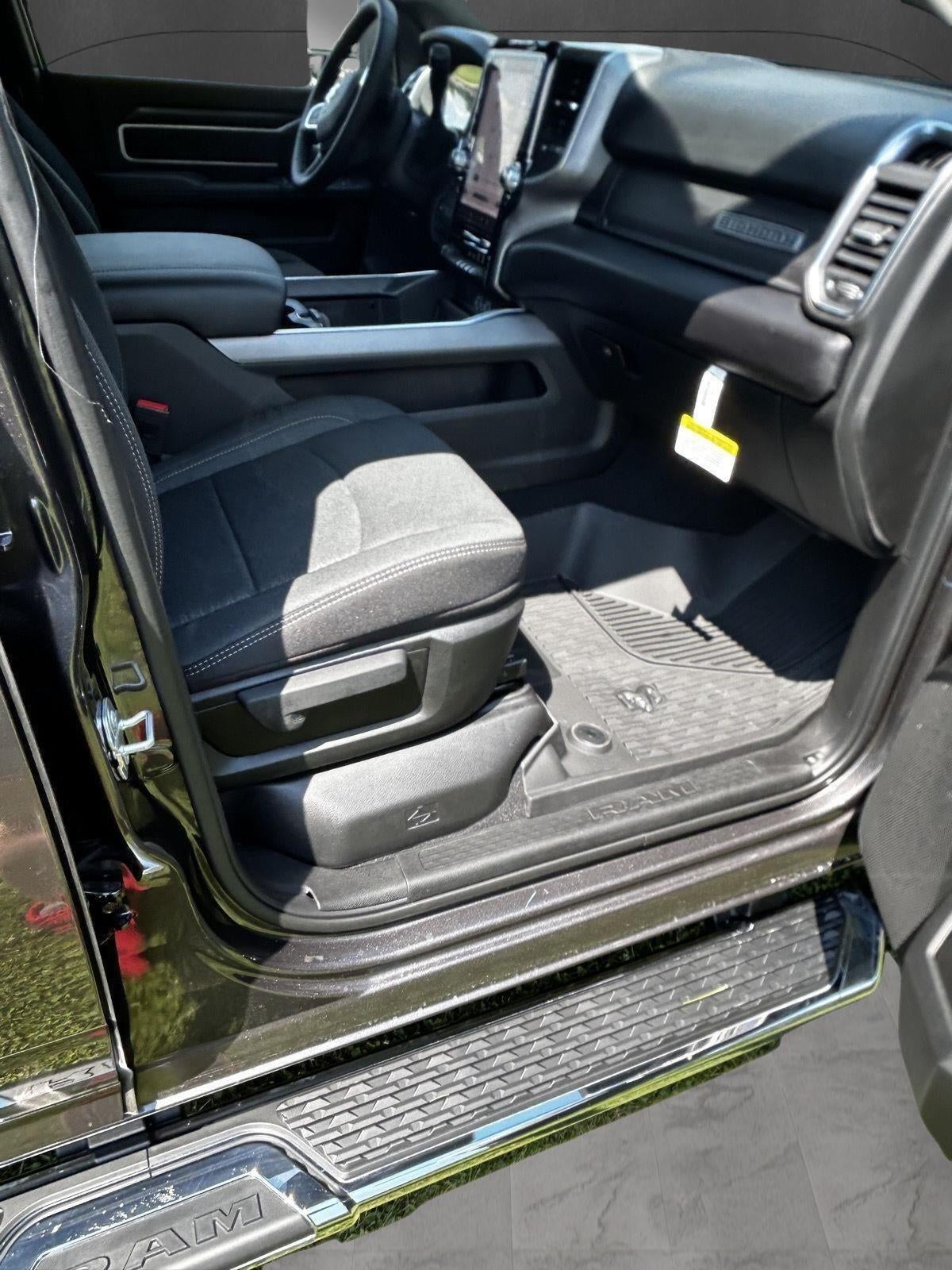 2025 RAM Ram 2500 RAM 2500 BIG HORN CREW CAB 4X4 6'4' BOX