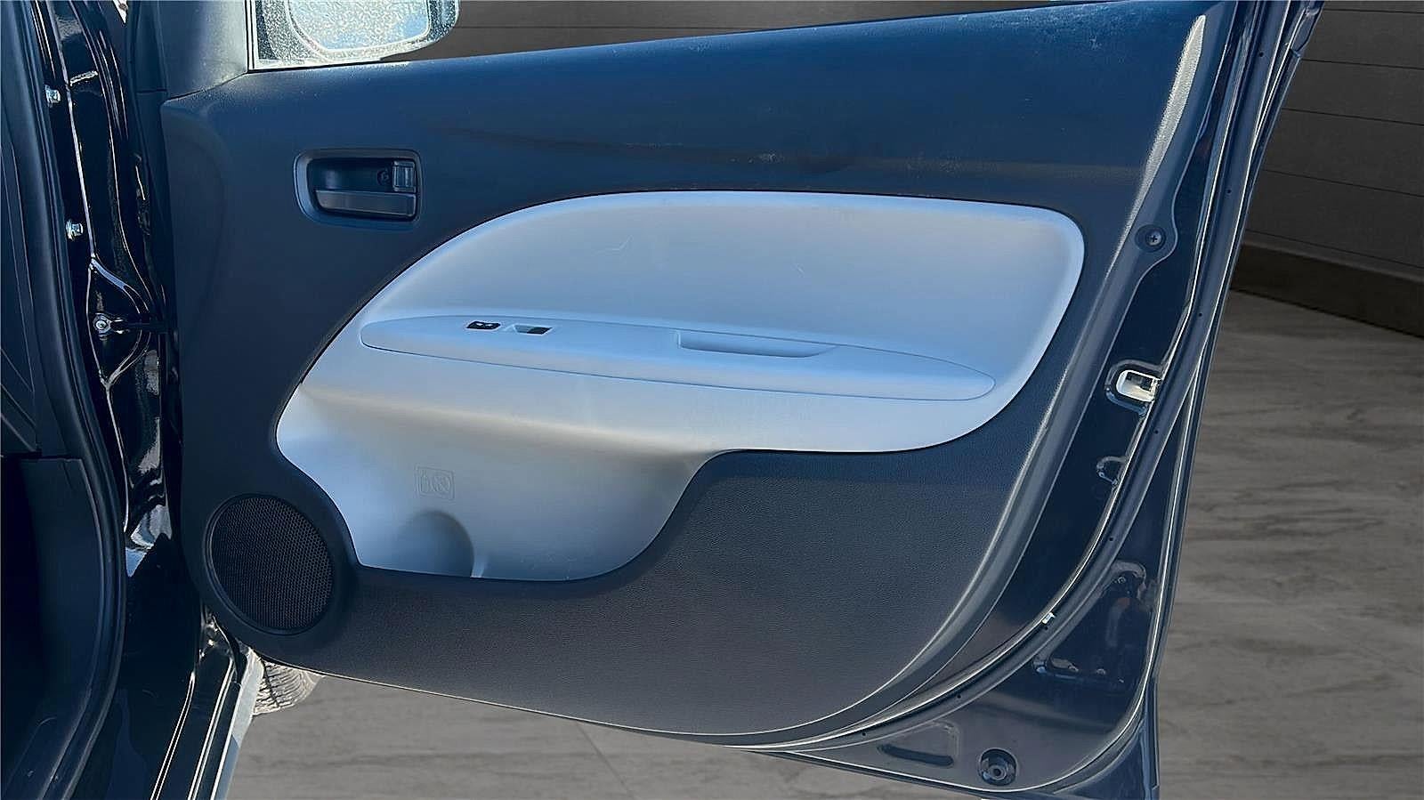 2019 Mitsubishi Mirage G4 RF