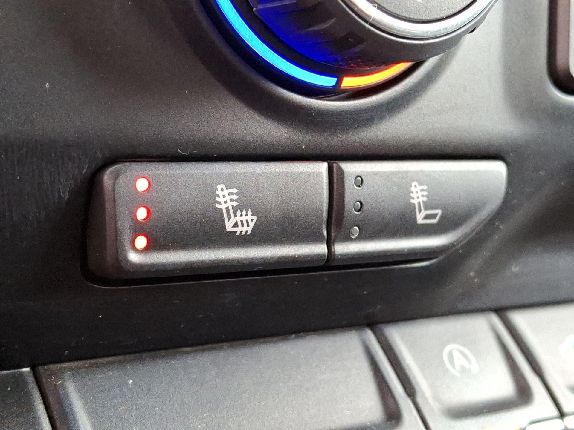 2022 Chevrolet Silverado 1500 LTD 4WD Crew Cab Short Bed LT