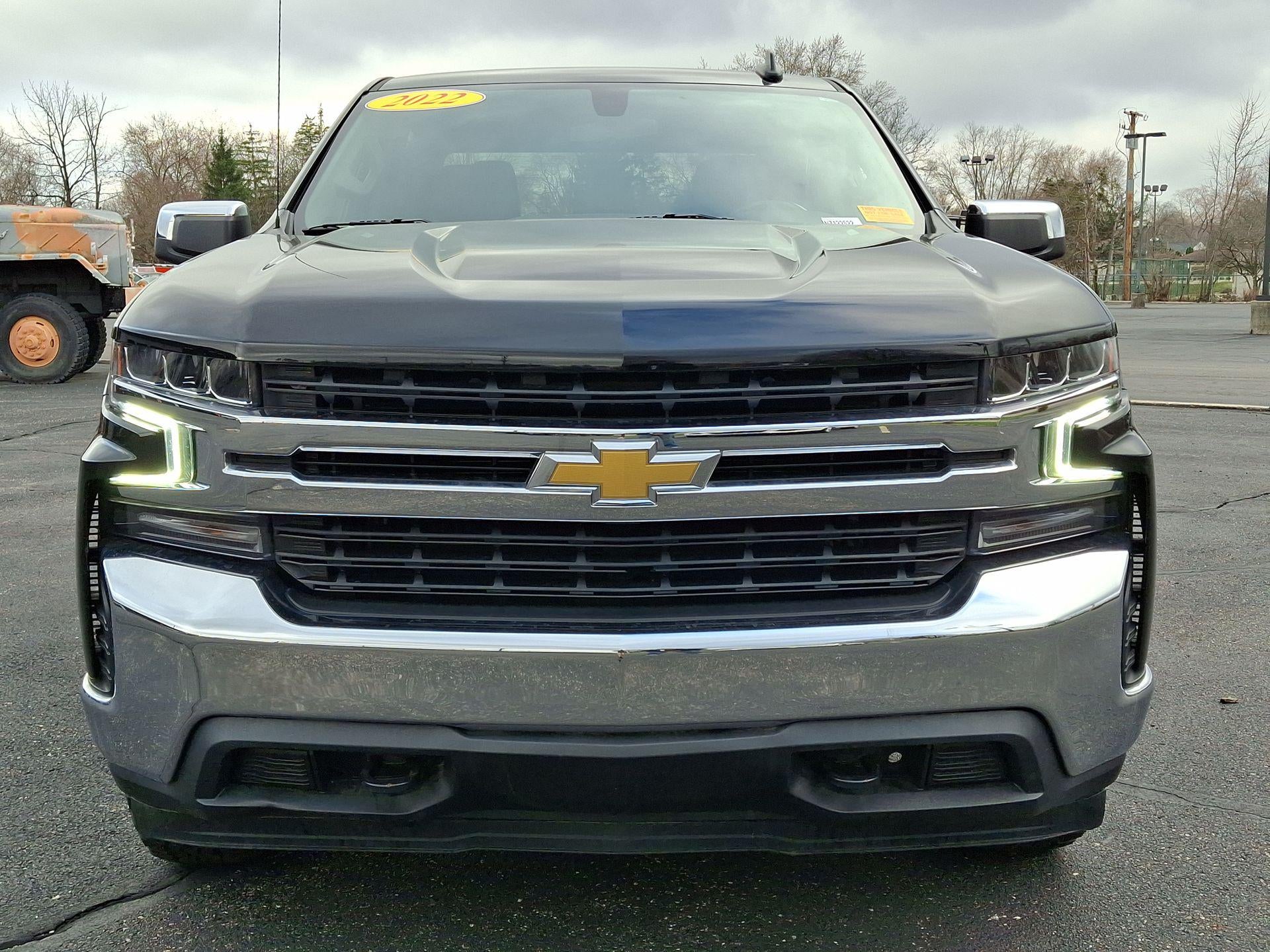 2022 Chevrolet Silverado 1500 LTD 4WD Crew Cab Short Bed LT