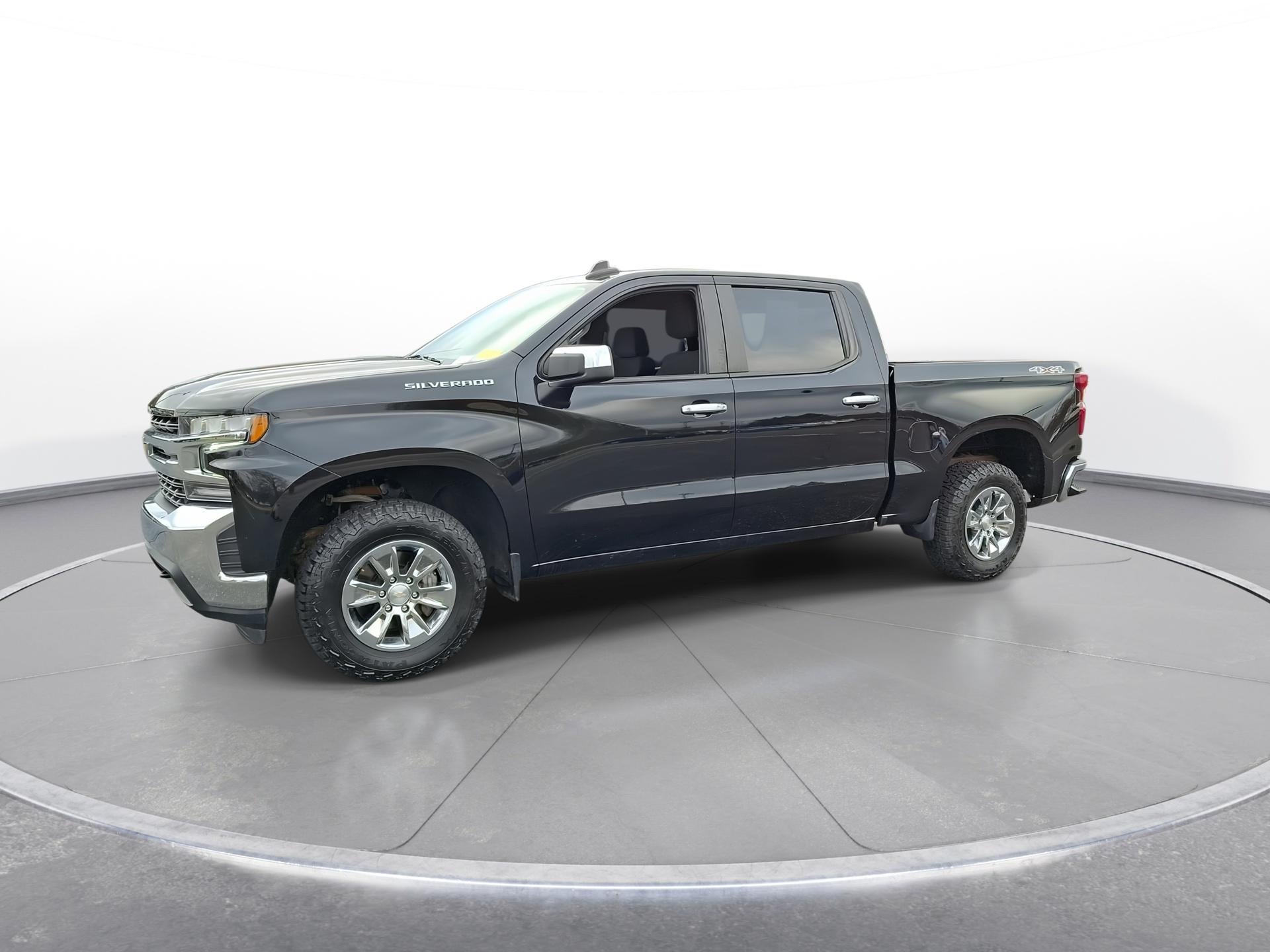 2022 Chevrolet Silverado 1500 LTD 4WD Crew Cab Short Bed LT