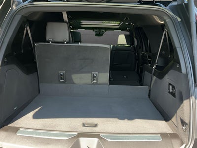 2022 Cadillac Escalade ESV Premium Luxury