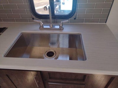 2022 Riverside RV Retro 211