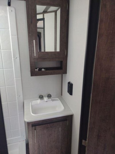 2022 Riverside RV Retro 211