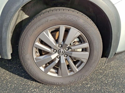 2025 Nissan Pathfinder SV 4WD