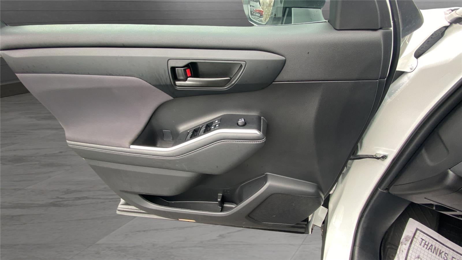 2023 Toyota Highlander Hybrid LE