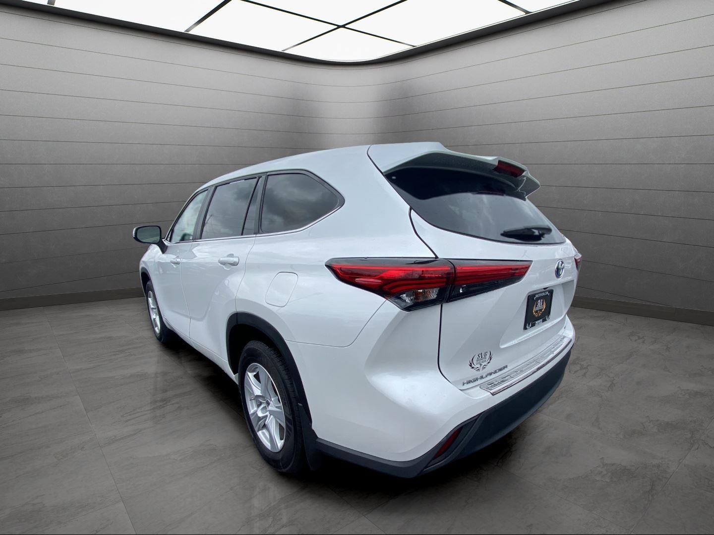 2023 Toyota Highlander Hybrid LE