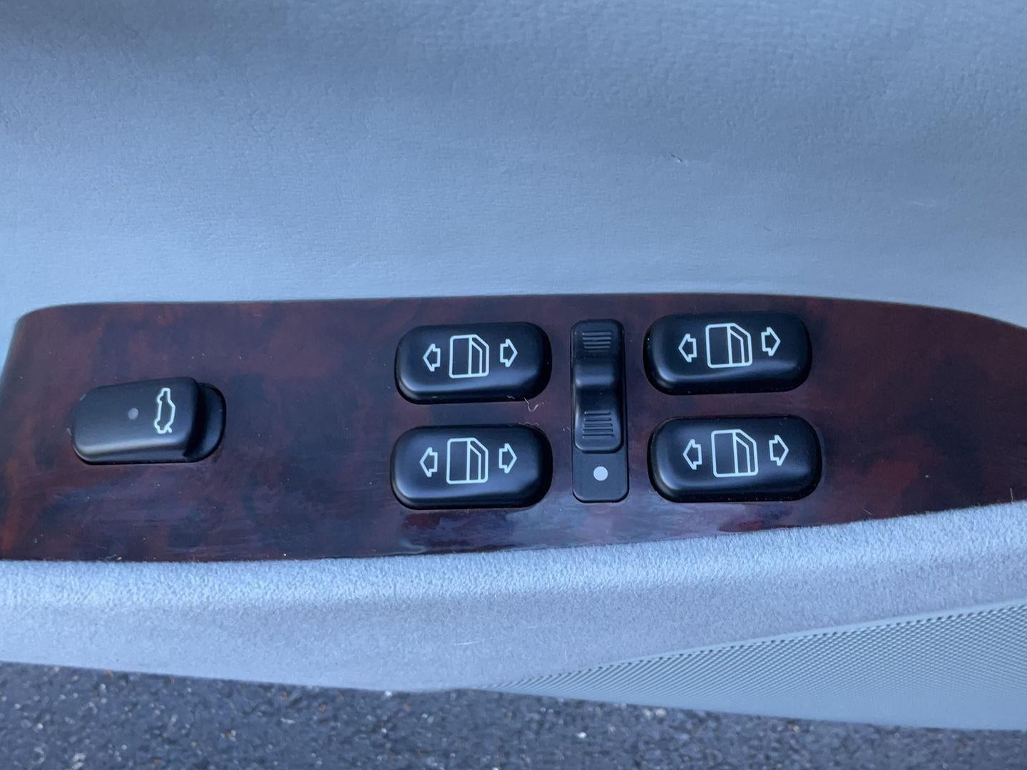 2000 Mercedes-Benz CL-Class 2dr Cpe 5.0L