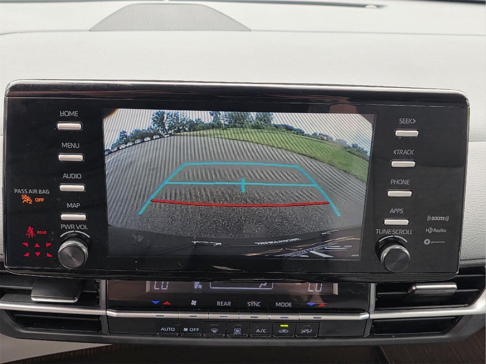 2022 Toyota Sienna LE