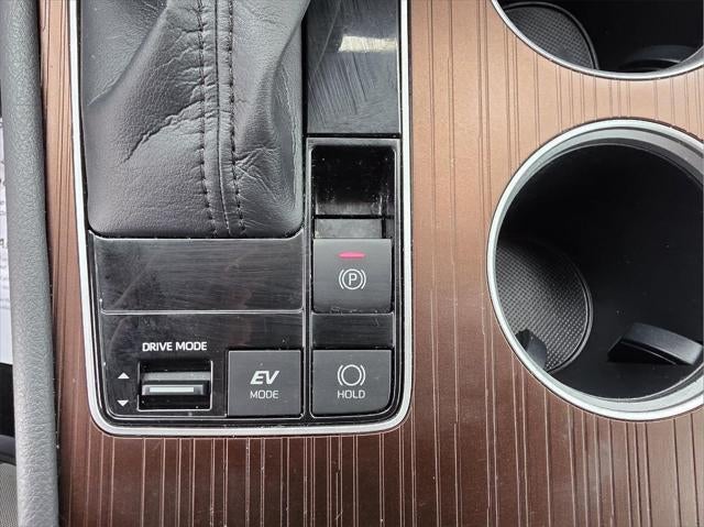 2022 Toyota Sienna LE