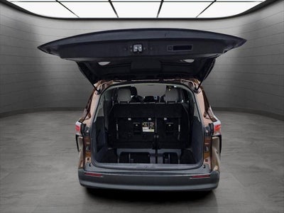 2022 Toyota Sienna LE