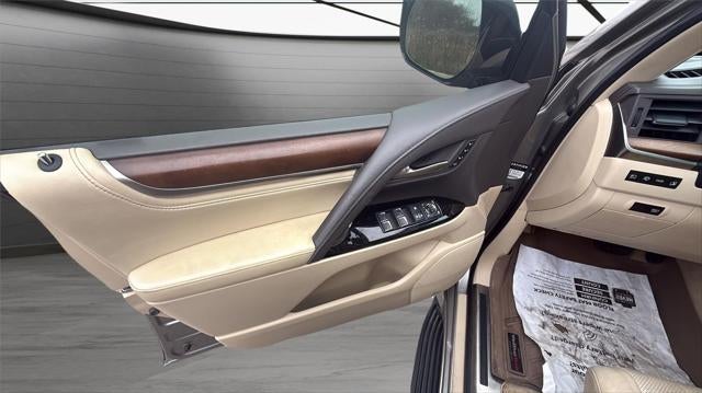 2016 Lexus LX 570 4WD 4dr