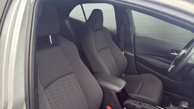 2025 Toyota Corolla Hatchback SE