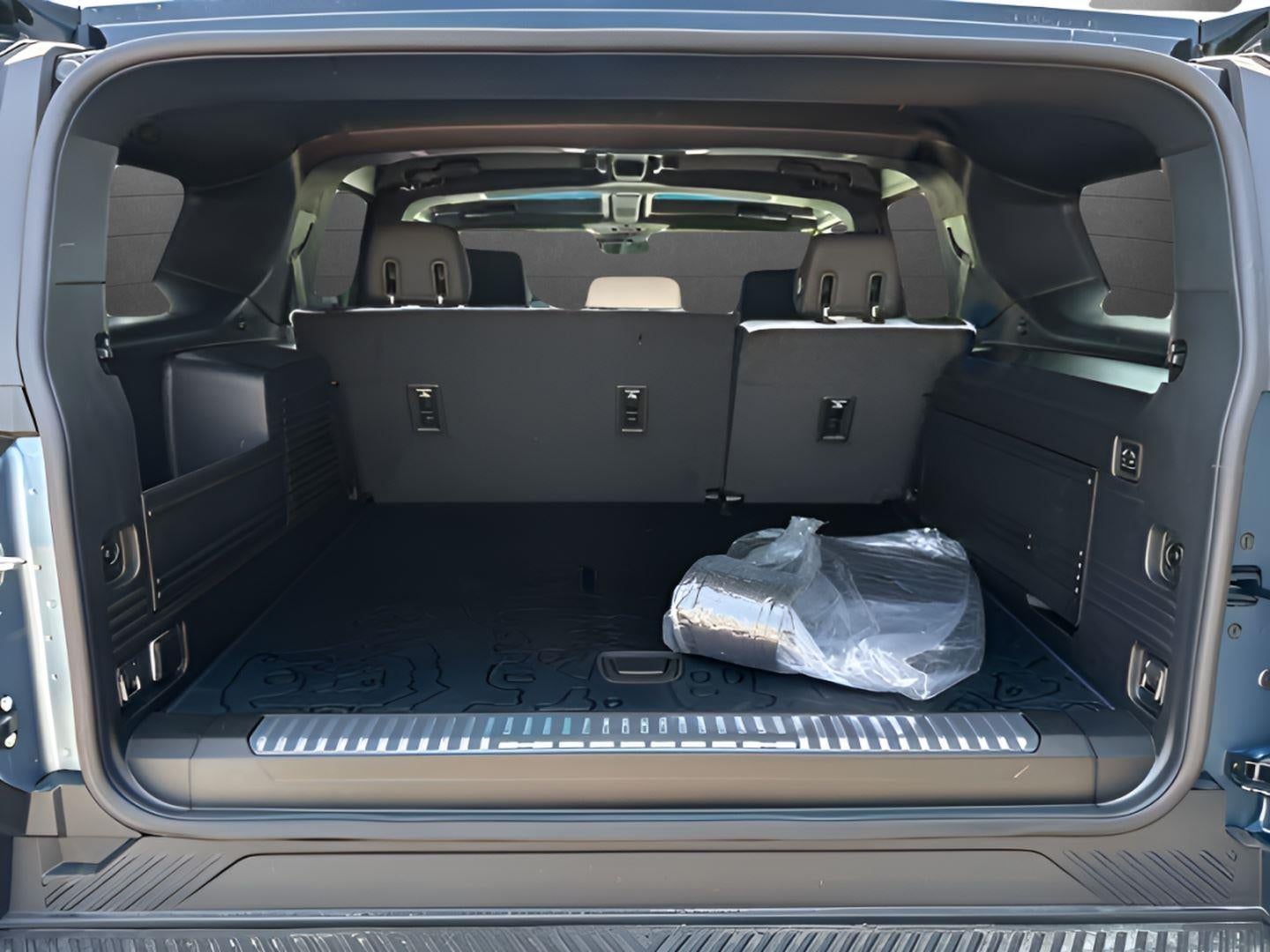 2024 GMC HUMMER EV SUV 3X