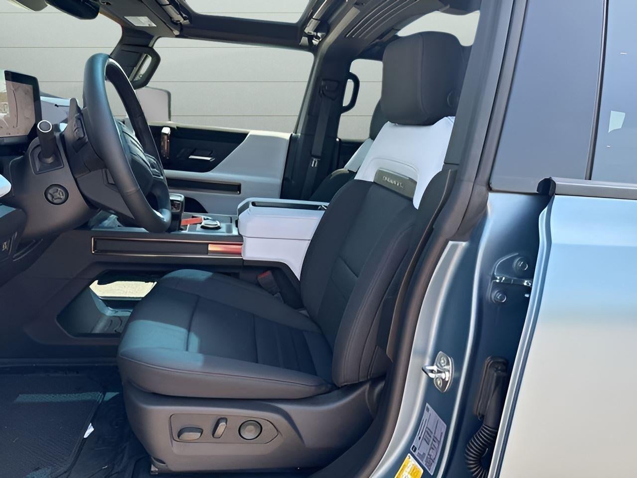 2024 GMC HUMMER EV SUV 3X