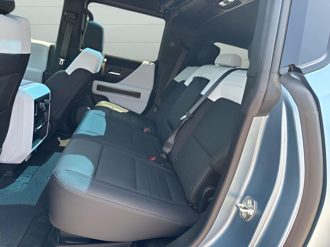 2024 GMC HUMMER EV SUV 3X