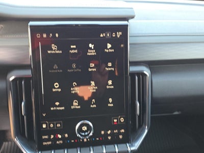 2026 GMC Acadia AWD AT4