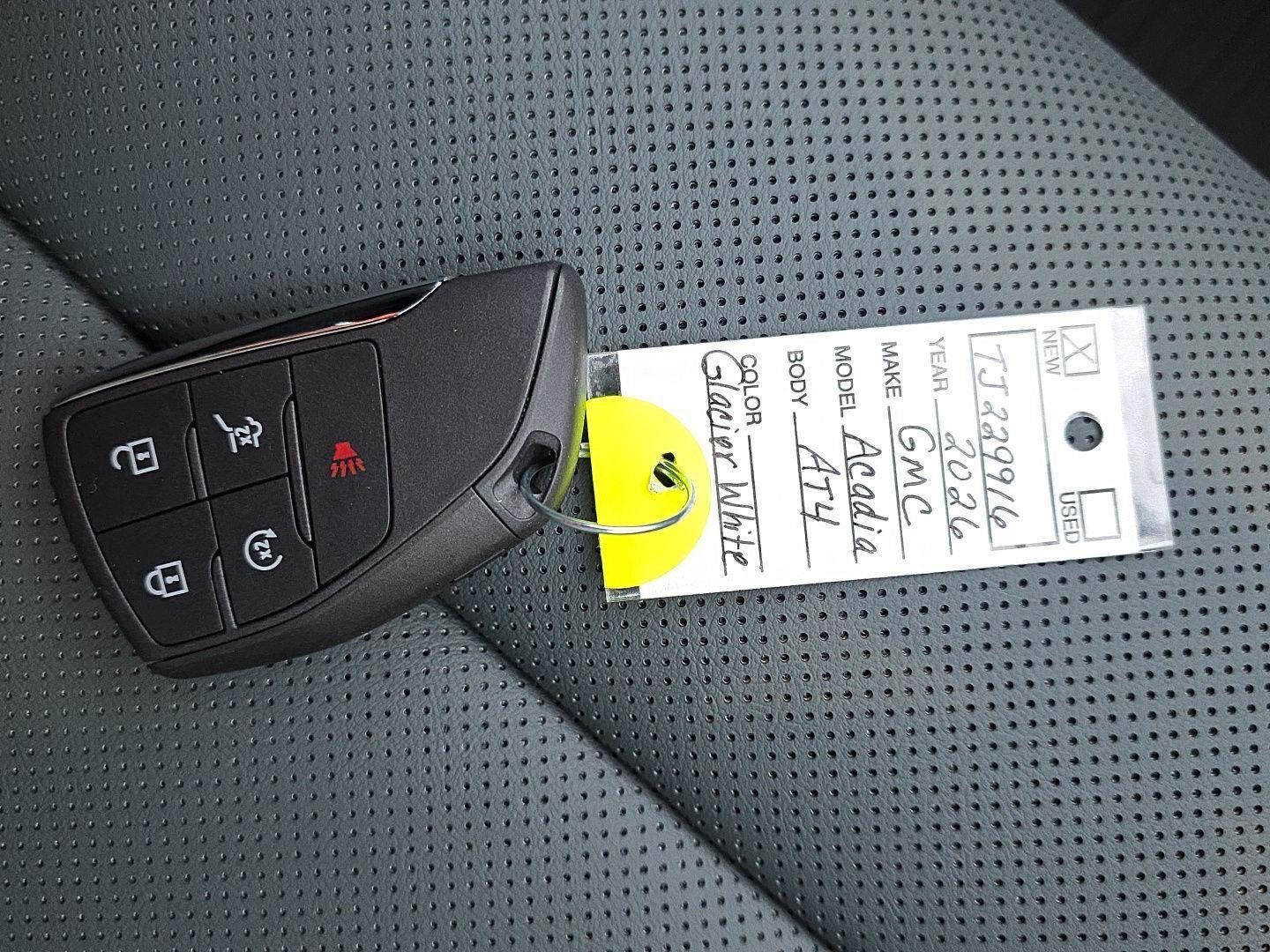 2026 GMC Acadia AWD AT4