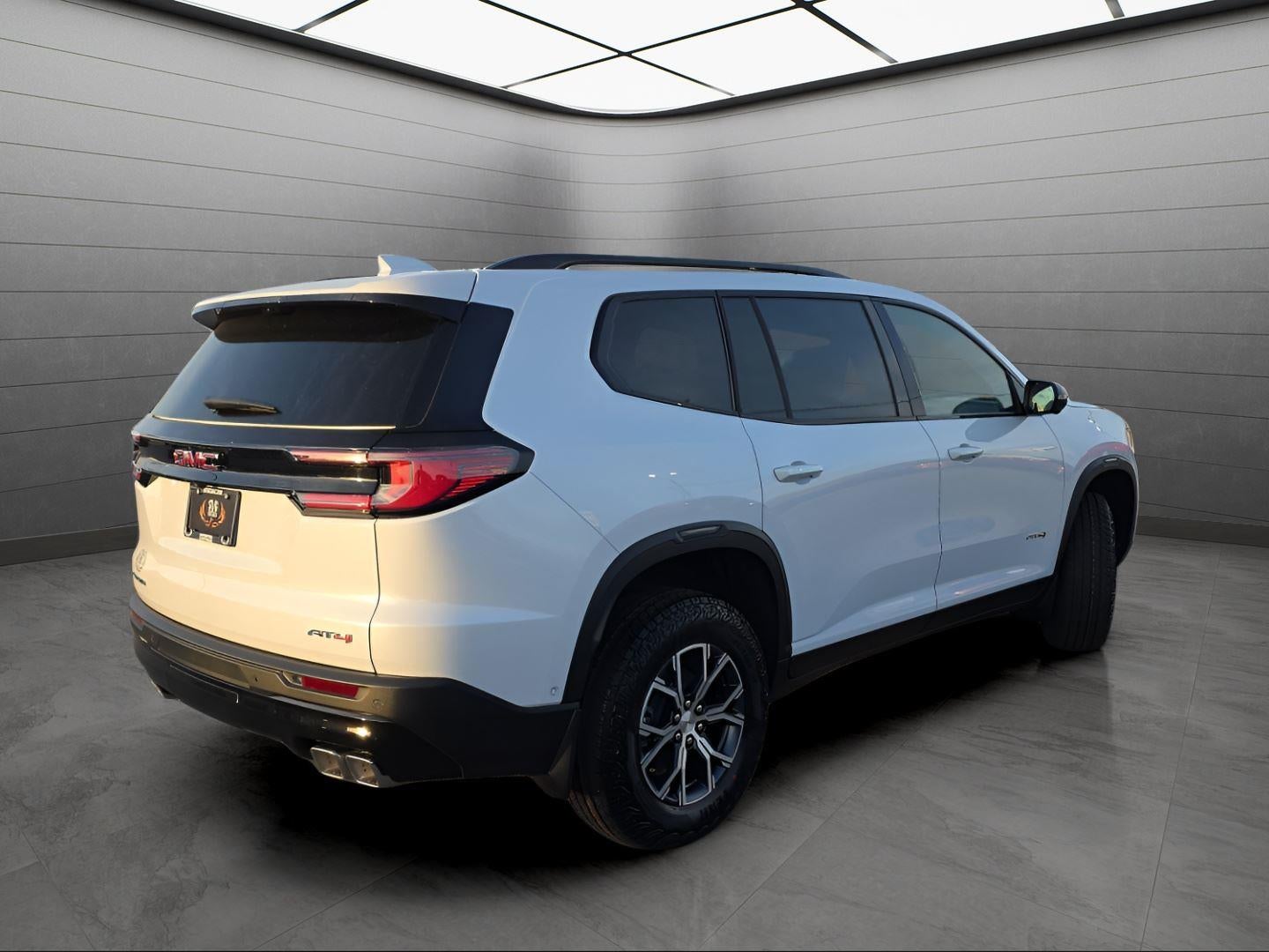 2026 GMC Acadia AWD AT4