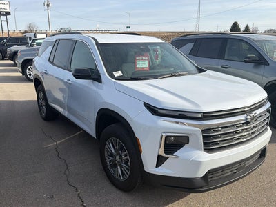 2026 Chevrolet Traverse FWD LT