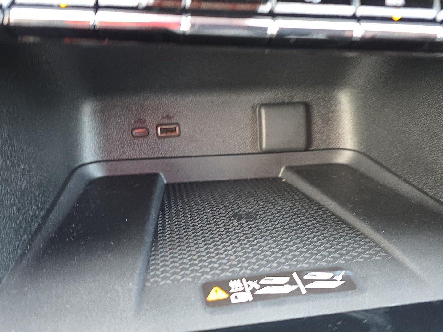 2026 Chevrolet Traverse FWD RS