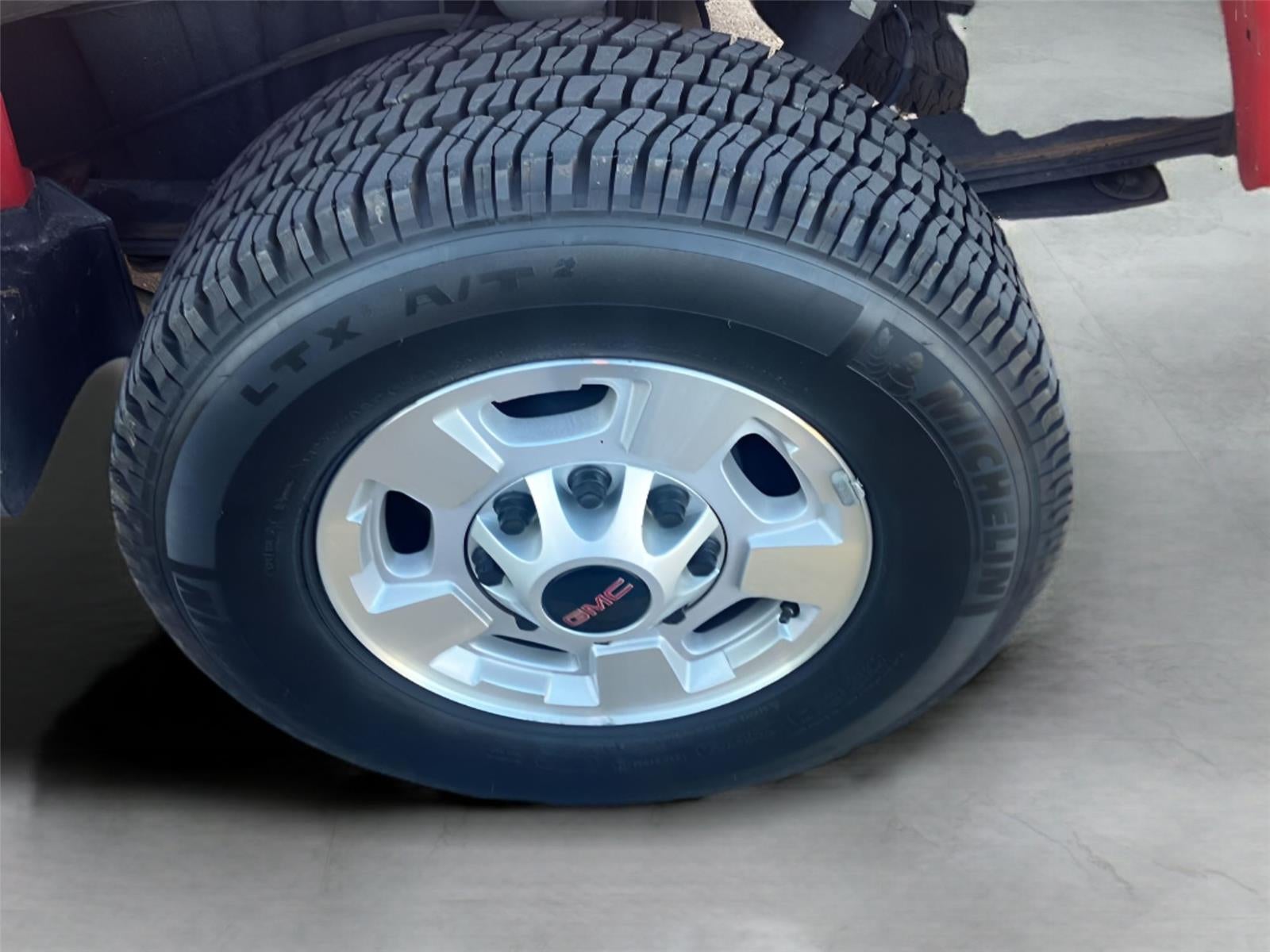 2015 GMC Sierra 2500HD available WiFi 4WD Crew Cab 153.7