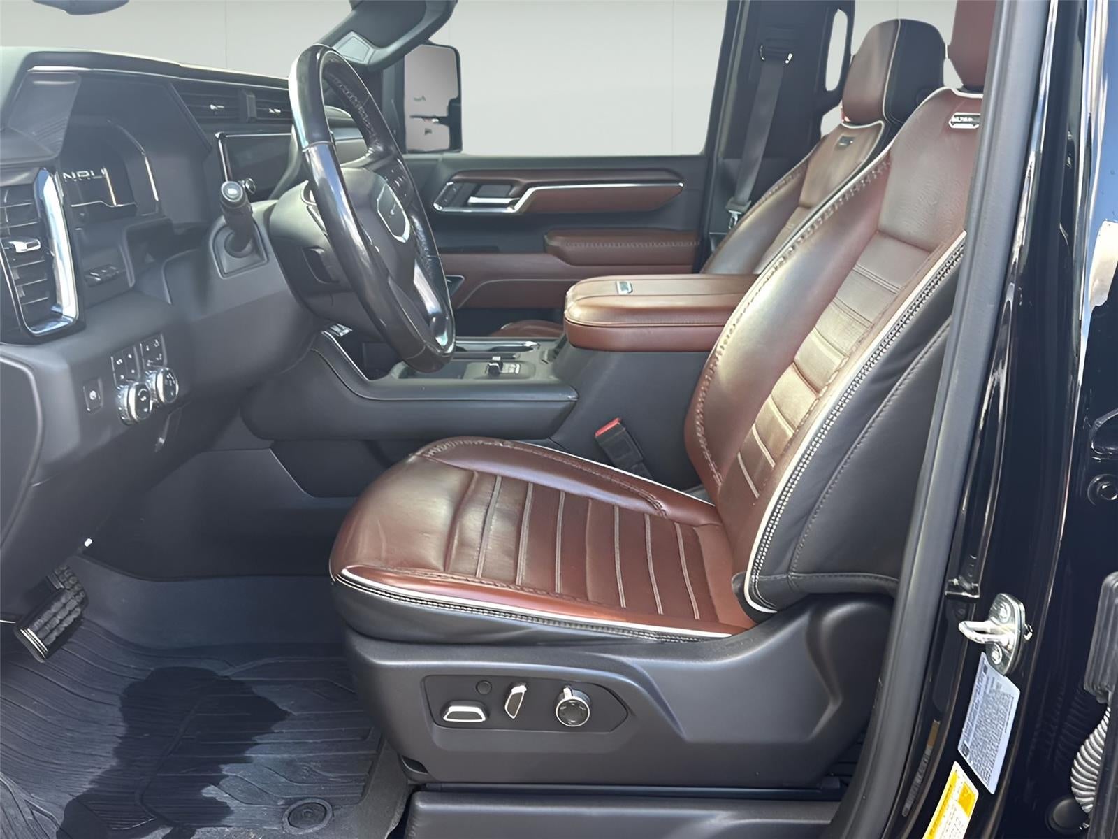 2024 GMC Sierra 3500HD Denali Ultimate