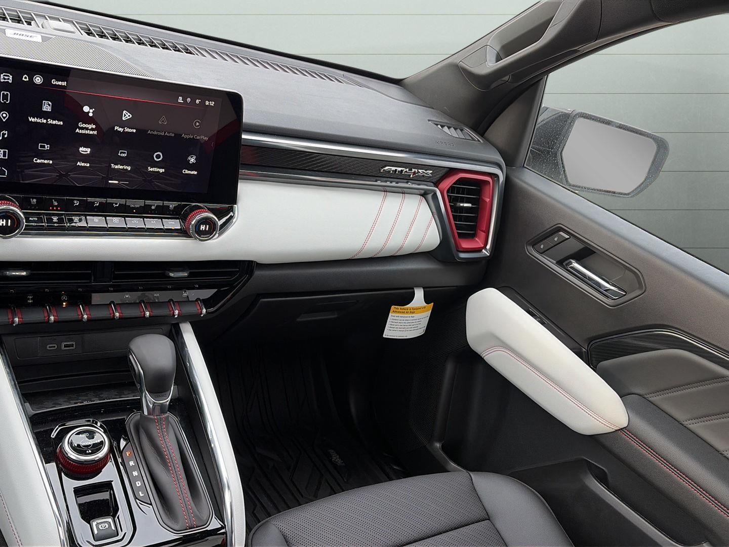 2025 GMC Canyon 4WD AT4