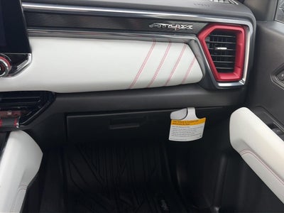 2025 GMC Canyon 4WD AT4