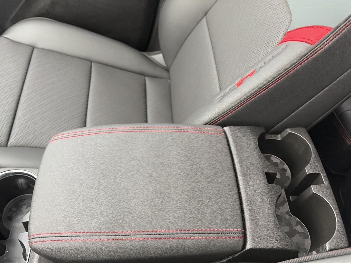 2025 GMC Canyon 4WD AT4