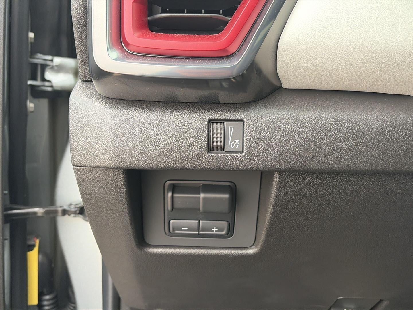 2025 GMC Canyon 4WD AT4