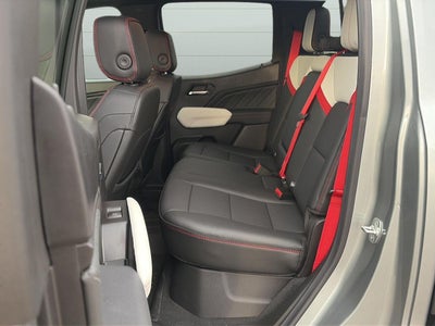 2025 GMC Canyon 4WD AT4