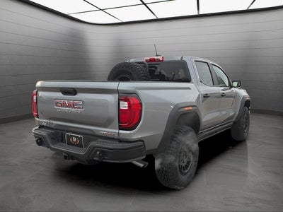 2025 GMC Canyon 4WD AT4
