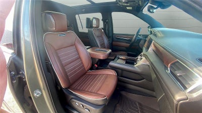 2023 GMC Yukon XL Denali Ultimate
