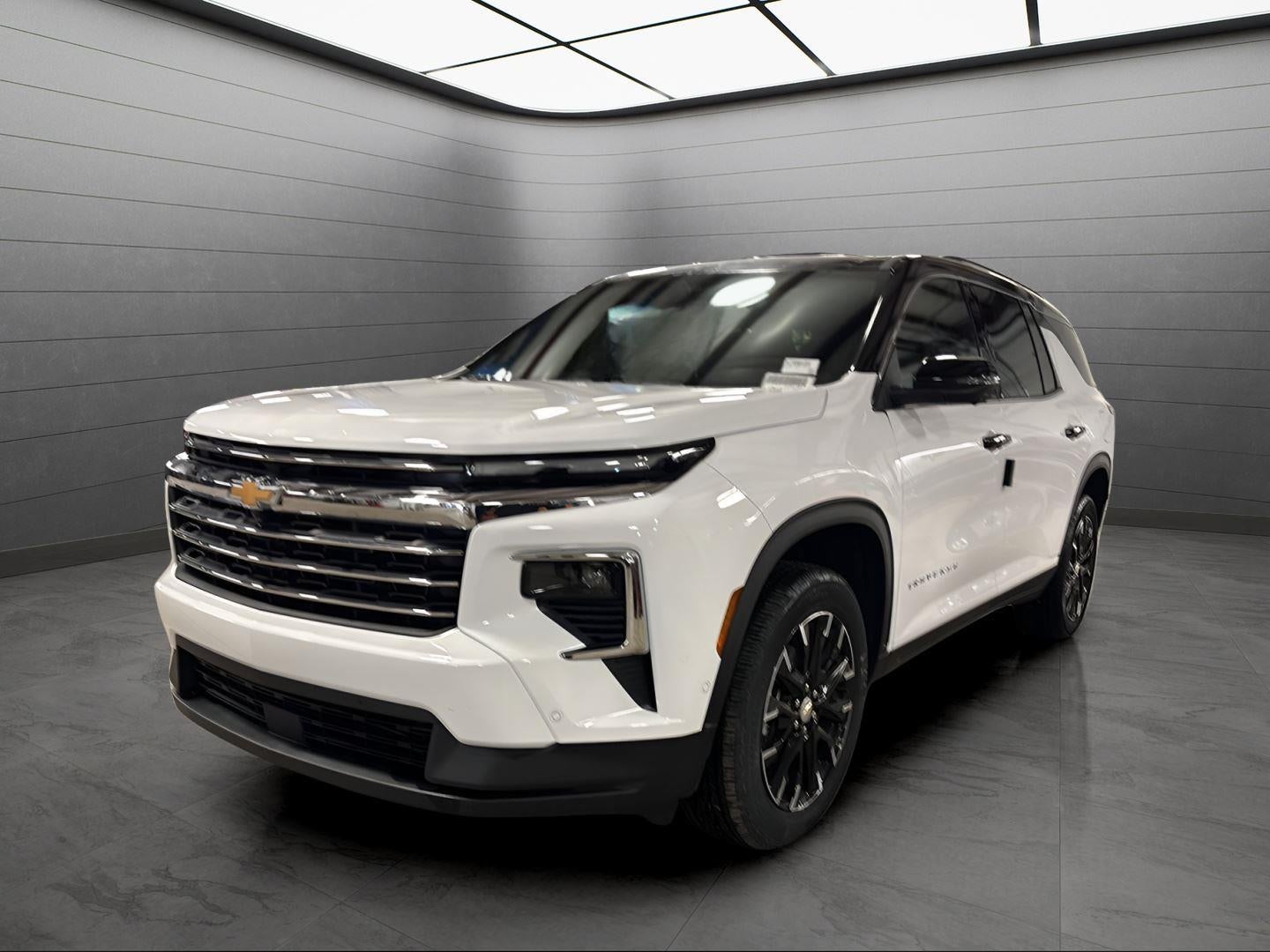 2026 Chevrolet Traverse FWD LT