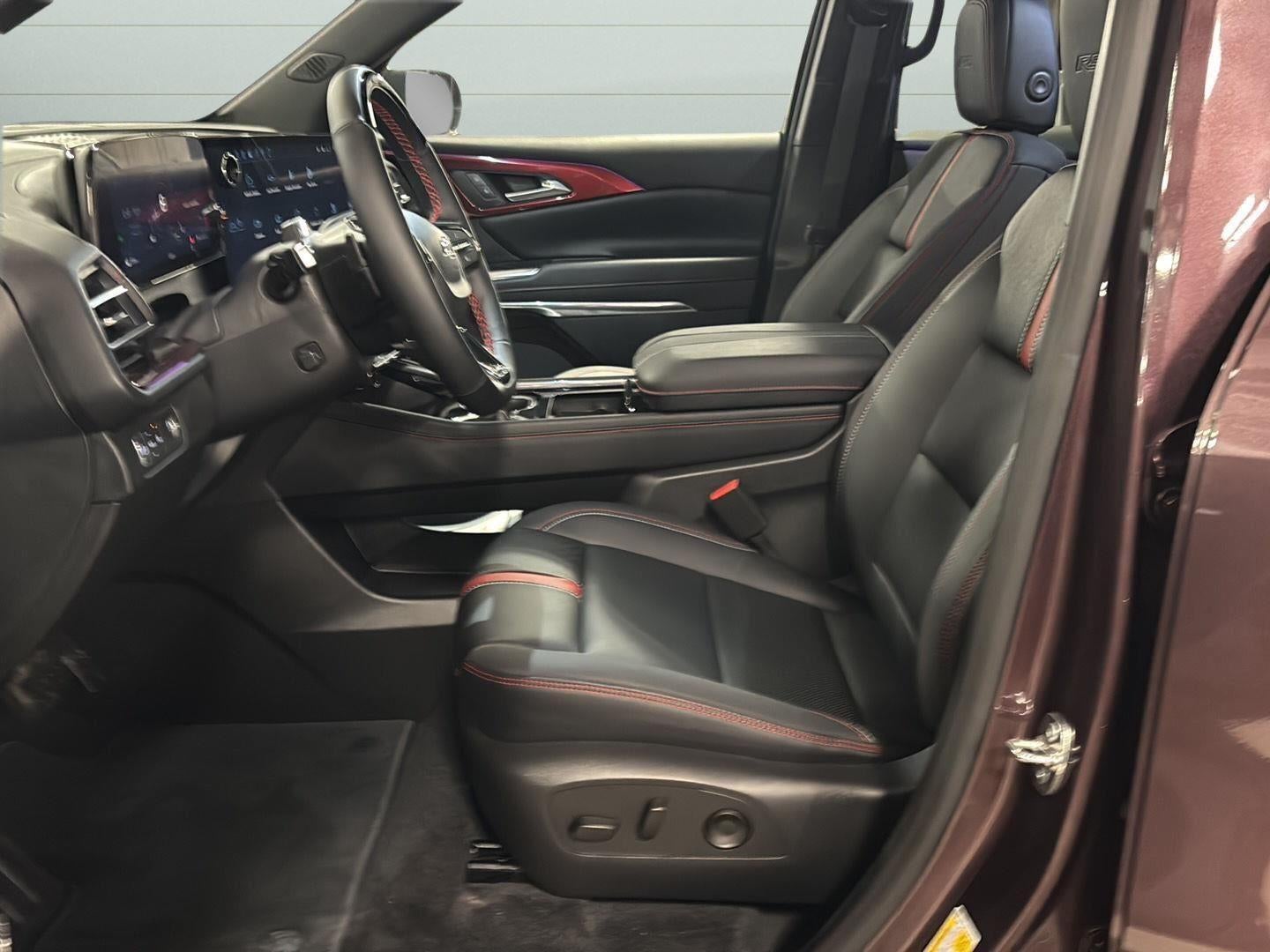 2026 Chevrolet Traverse FWD RS