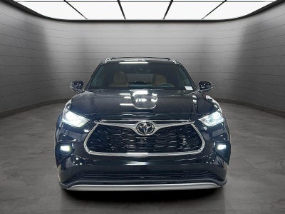 2026 Toyota Highlander Hybrid Platinum