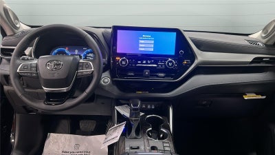 2026 Toyota Highlander Hybrid Platinum