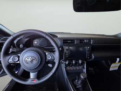 2025 Toyota GR86 Premium MT