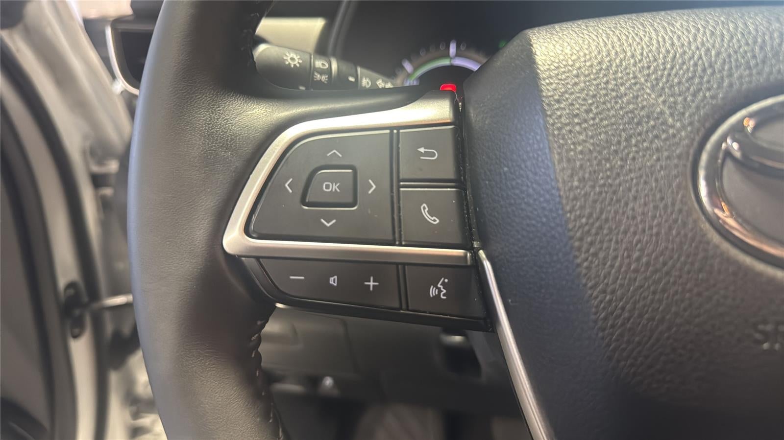 2023 Toyota Highlander Hybrid LE