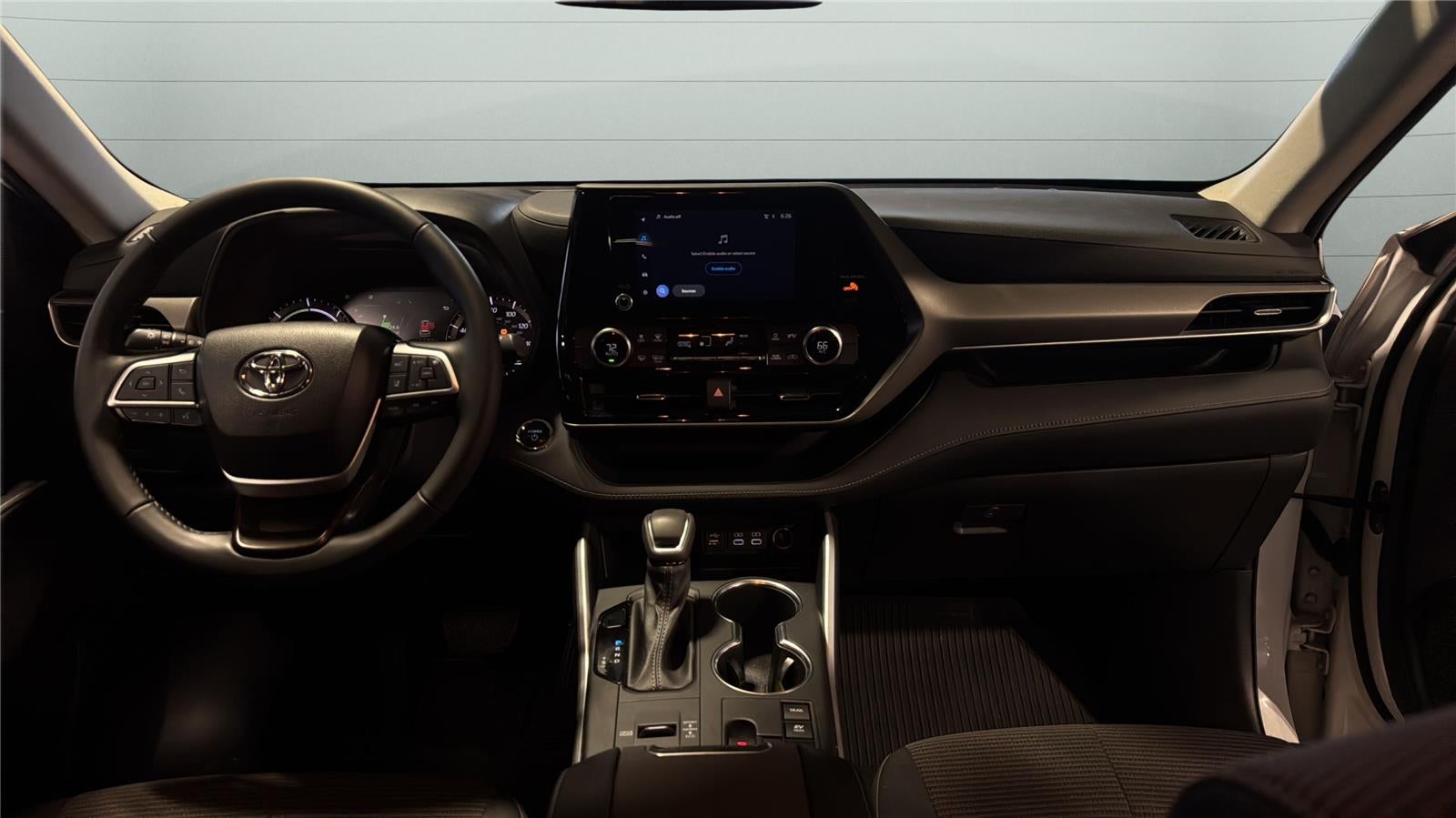 2023 Toyota Highlander Hybrid LE