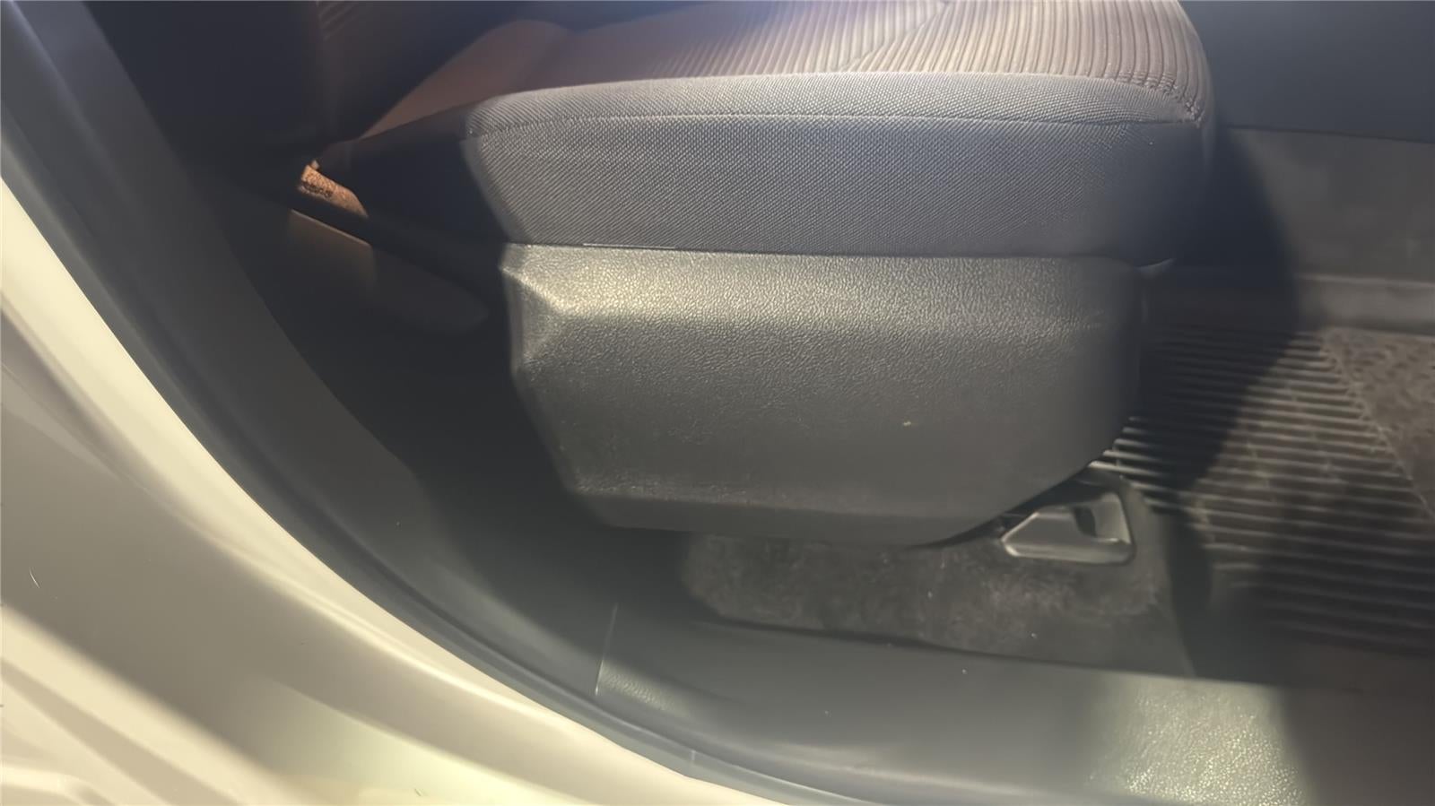 2023 Toyota Highlander Hybrid LE